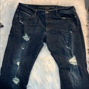 American eagle extreme flex ripped jeans